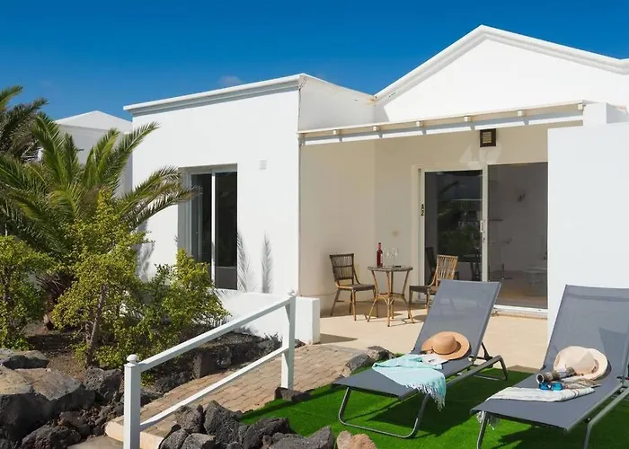 Apartamento Luxurious A2 In A Quiet Complex With Pool 100m From The Sea