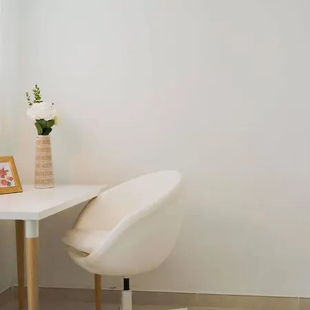 Apartamento Luxurious A2 In A Quiet Complex With Pool 100m From The Sea Charco del Palo