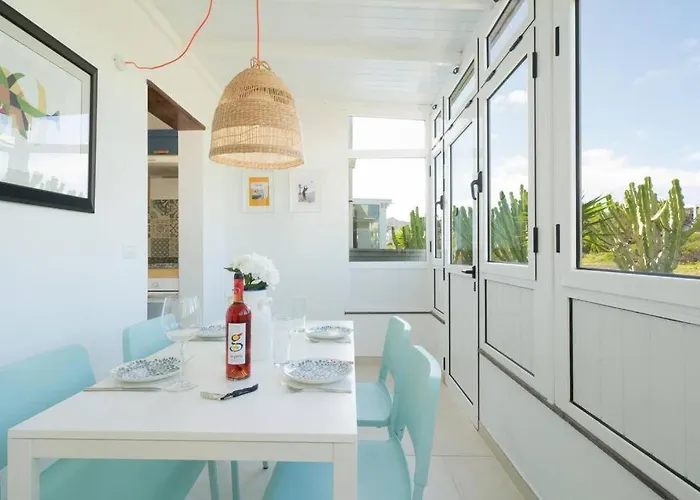 Apartamento Luxurious A2 In A Quiet Complex With Pool 100m From The Sea Charco del Palo