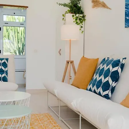 Luxurious A2 In A Quiet Complex With Pool 100m From The Sea Daire